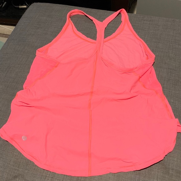lululemon Fast Lane Singlet - Picture 10 of 10